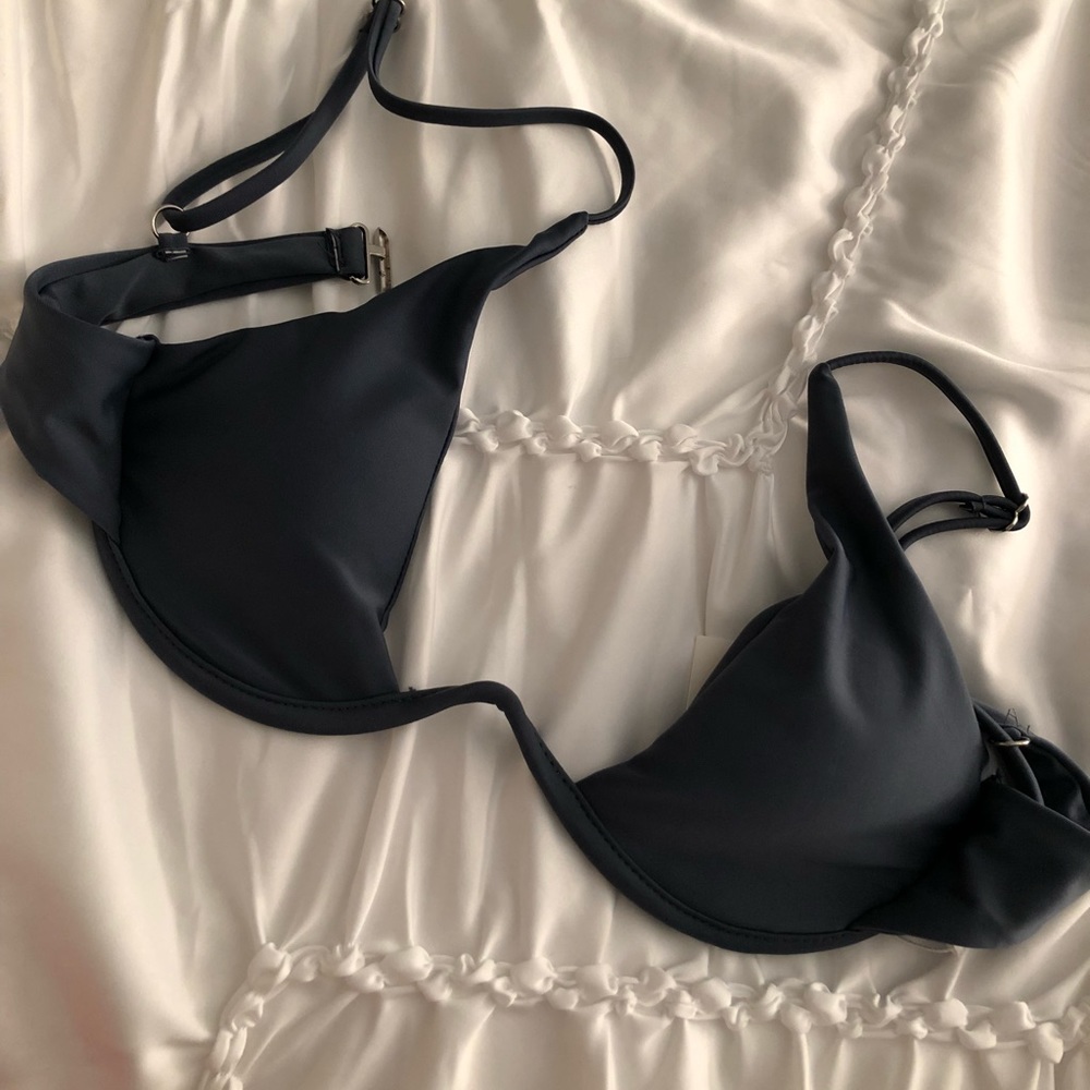 Bikini top